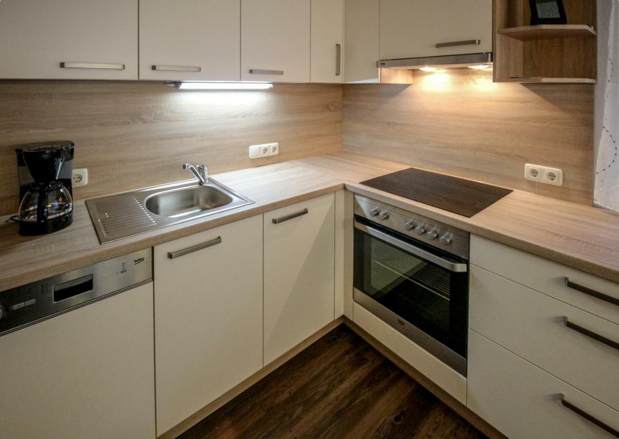 Ferienwohnung Stoff 턱스 외부 사진