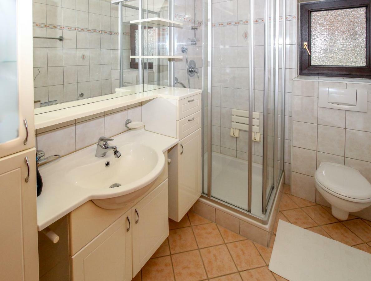 Ferienwohnung Stoff 턱스 외부 사진